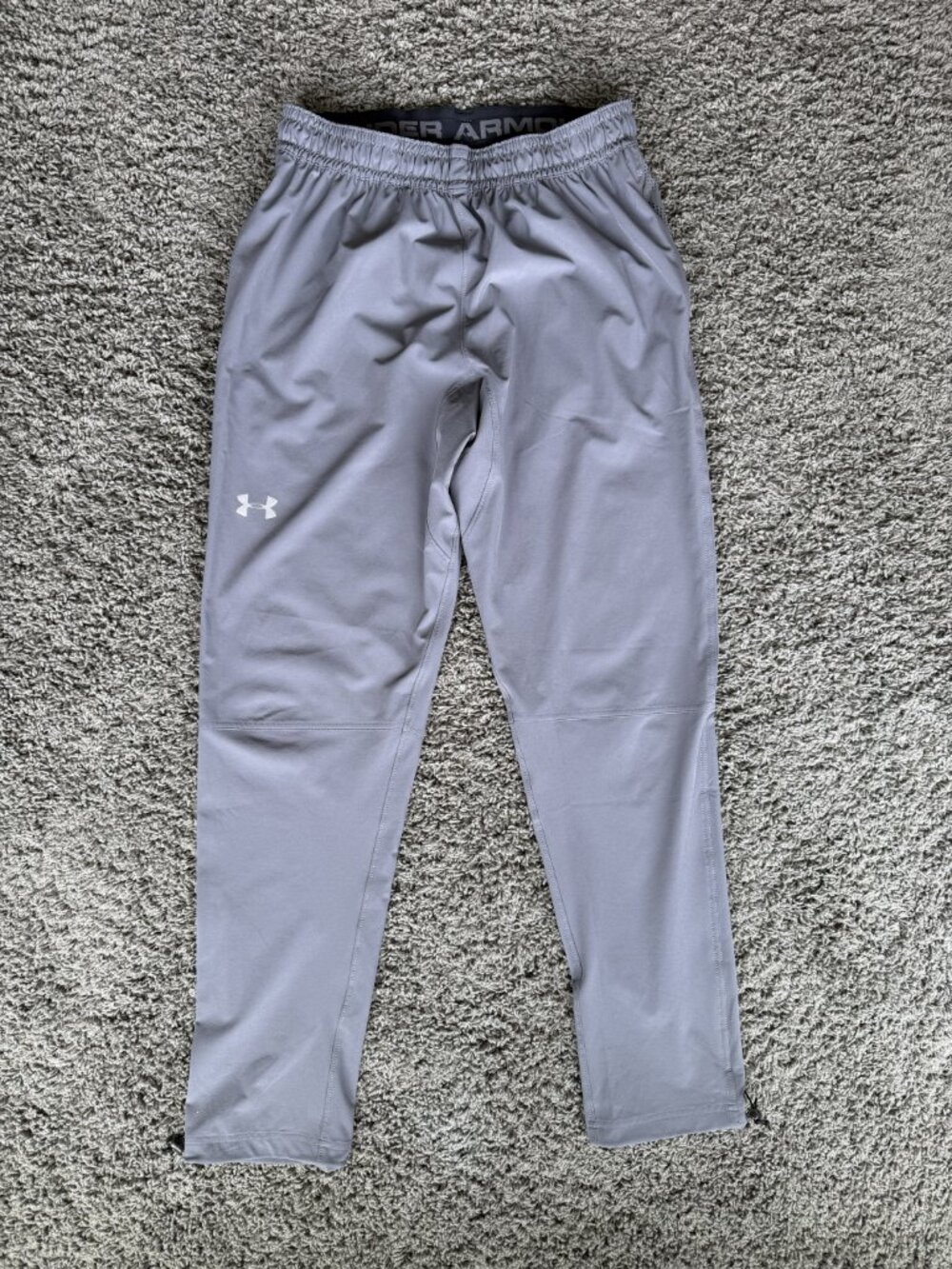 Under Armour HeatGear Gray Athletic Jogger Pants Men’s Large